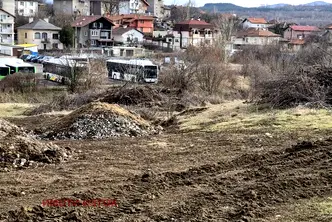 Парцел в Перник, Тева