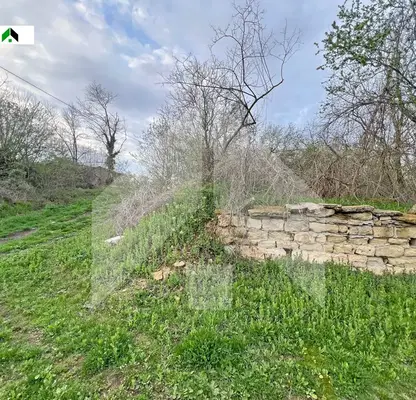 Снимка 5 — Парцел в Шумен, Нови пазар