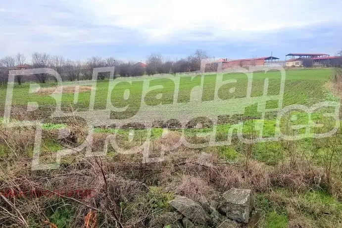 Plot in Oblast Sliven, Pet Mogili