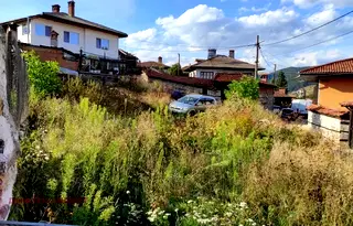 Парцел в София, Копривщица