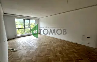 Тристаен апартамент в Шумен, Боян Българанов 2