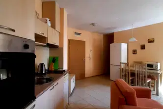 Тристаен апартамент в Добрич, с. Рогачево