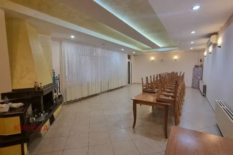 Venue in Pernik, Centyr