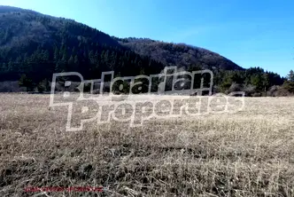 Земеделски имот в София, с. Бели Искър