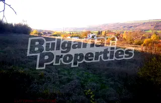 Земеделски имот във Велико Търново, с. Пушево