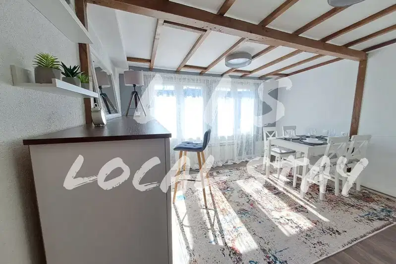 Three-room apartment on two levels in Meditsinska Akademiya, Sofia