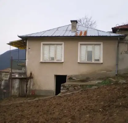 Photo 4 — House in Oblast Smolyan, Banite