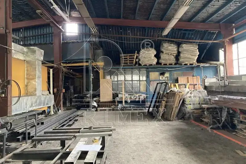 Industrial Building in Plovdiv, Vystanicheski