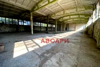 Промишлена сграда в Добрич, Генерал Тошево