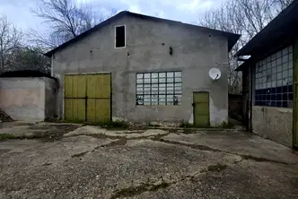 Промишлена сграда във Велико Търново, Горна Оряховица