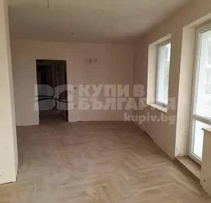 Снимка 3 — Бизнес имот във Варна, Бриз