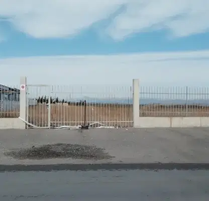 Photo 3 — Warehouse in област София, Bojurishte