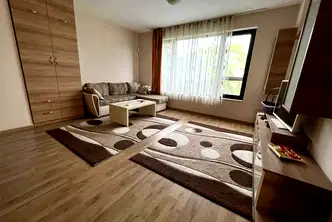 Тристаен апартамент в Бургас, Център
