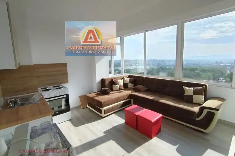 3-bedroom apartment in Shumen, Centyr