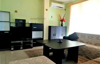 Тристаен апартамент в Бургас, Център