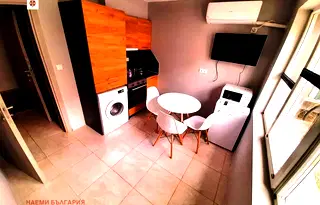 Тристаен апартамент в София, Лагера