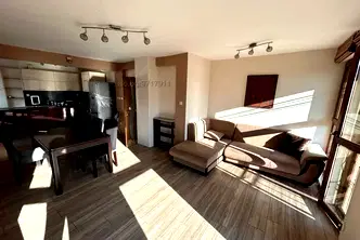 Тристаен апартамент в Бургас, Възраждане