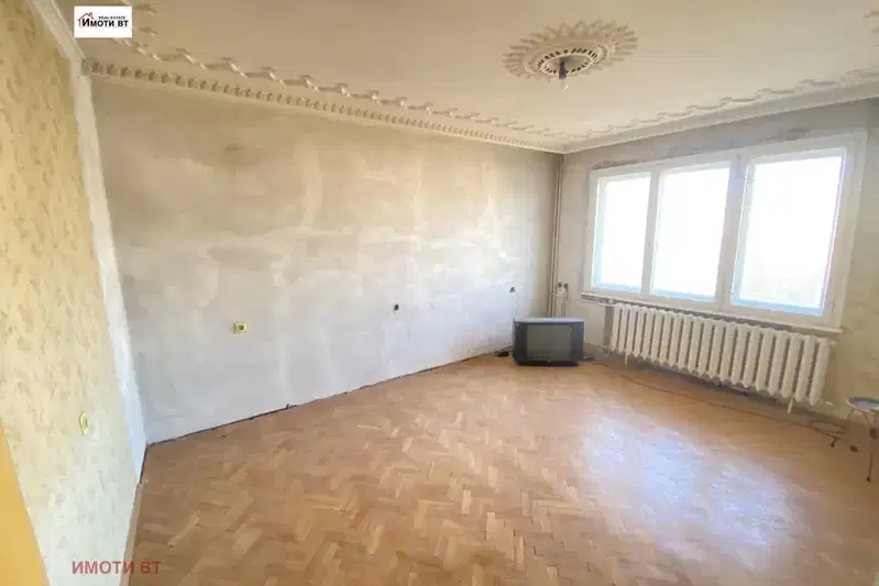 4-bedroom apartment in Veliko Tyrnovo, Buzludja