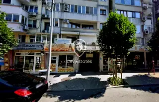 Двустаен апартамент в Бургас, Център