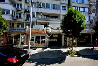 Двустаен апартамент в Бургас, Център