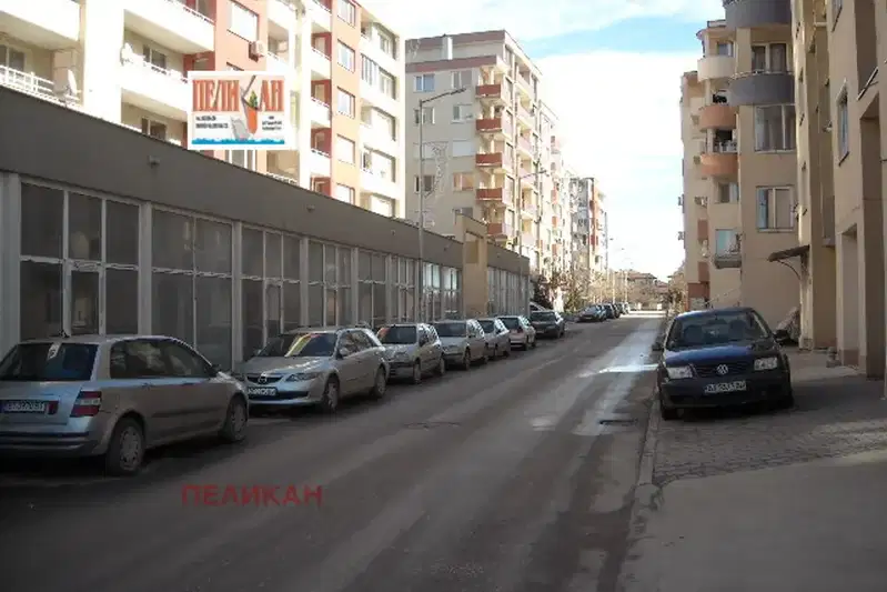 Двустаен апартамент с тераса в Центъра на Велико Търново