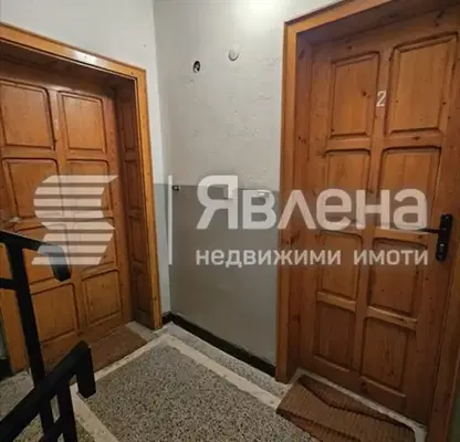 Снимка 3 — Етаж от къща в Бургас, Свети Влас