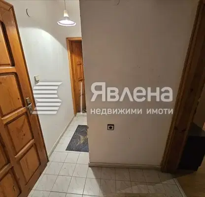 Снимка 5 — Етаж от къща в Бургас, Свети Влас