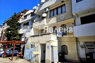 Етаж от къща в Бургас, Свети Влас
