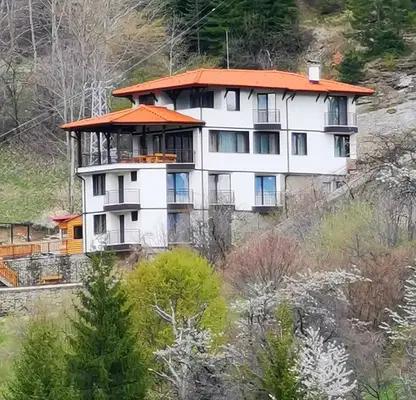 Photo 2 — Hotel in Oblast Smolyan, Momchilovci