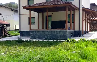 Къща в Ловеч, с. Рибарица