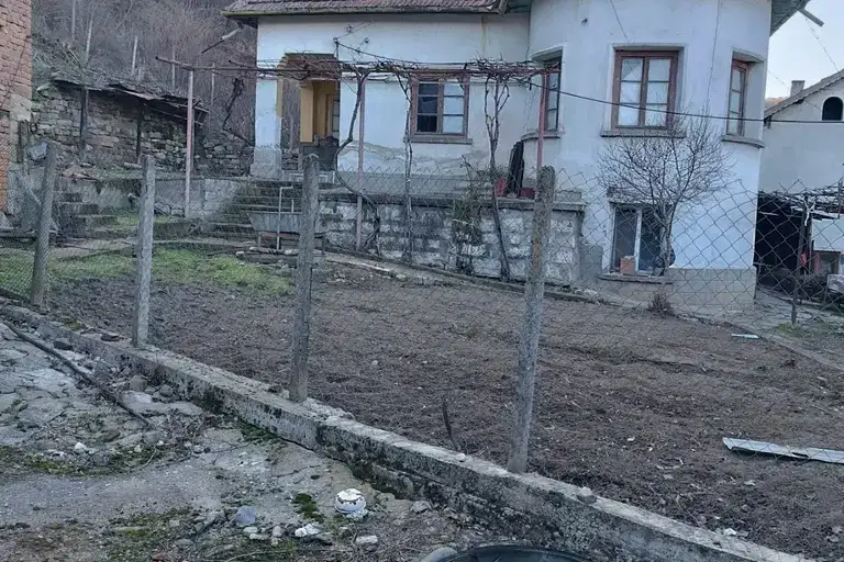 House in Oblast Pleven, Cherven Bryag