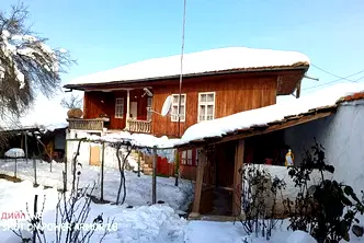 Къща в Шумен, с. Ивански