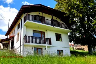 Къща в Смолян, с. Равнината