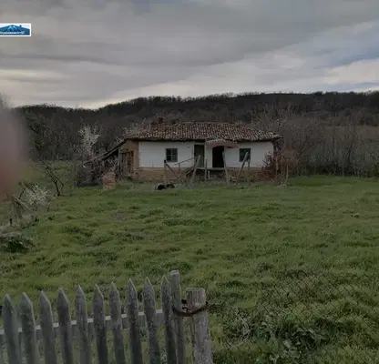 Снимка 4 — Къща във Варна, с. Бърдарево