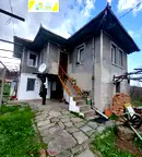 Къща във Велико Търново, с. Лазарци