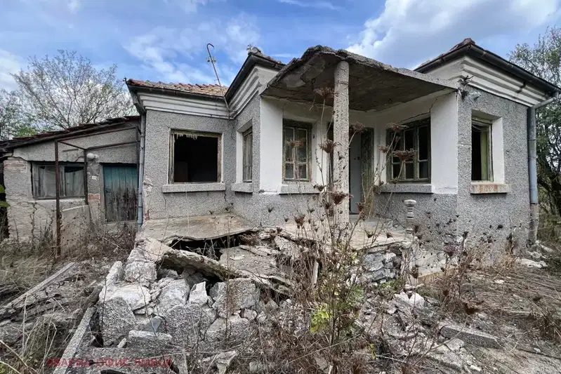 Къща в Ямбол, с. Маломир