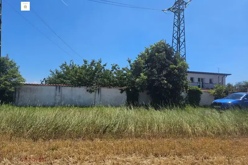 Plot in Busmanci