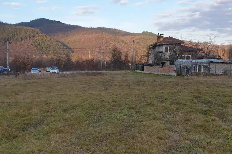 Plot in Oblast Lovech, Troyan
