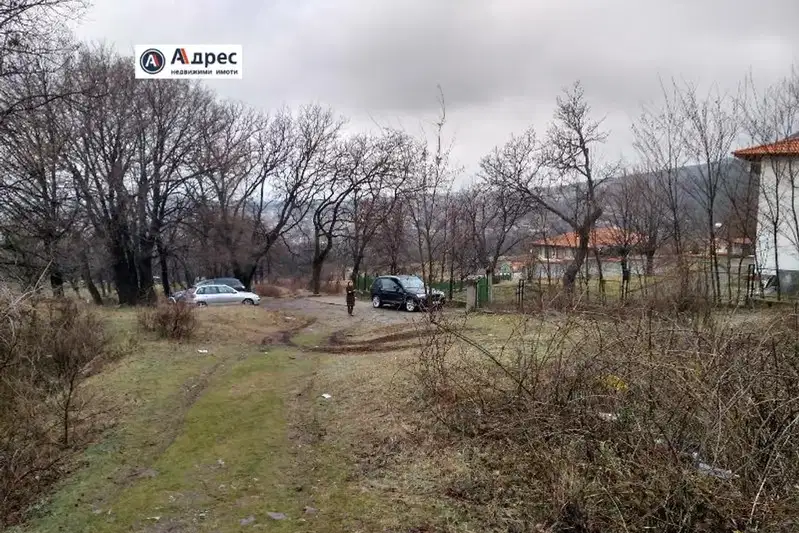 Парцел в Пловдив, Карлово