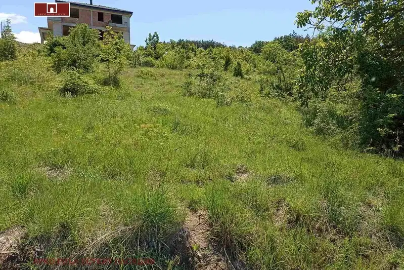 Plot in Oblast Plovdiv, Brestovica
