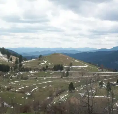 Photo 4 — Plot in Oblast Smolyan, Momchilovci
