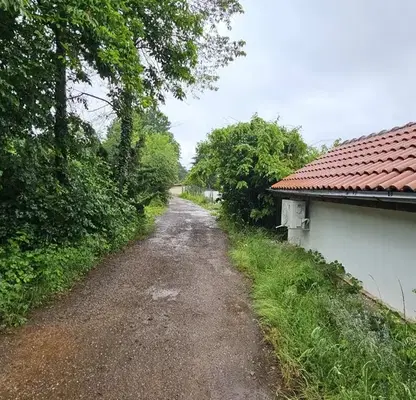 Photo 2 — Plot in област София, Pravec