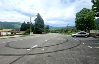Парцел в София, Правец