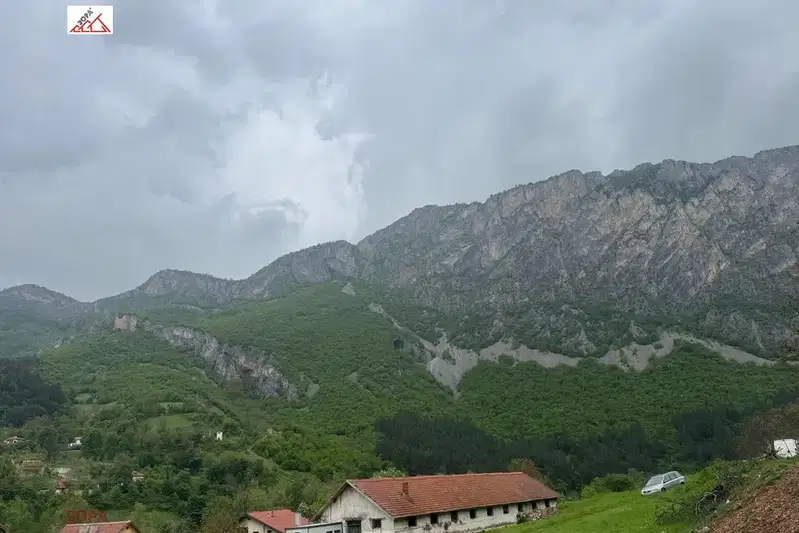 Парцел във Враца, с. Згори