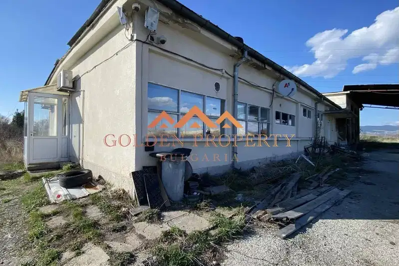 Industrial Building in Voluyak