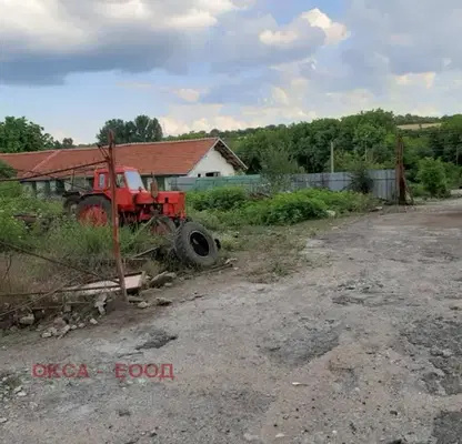 Снимка 4 — Промишлена сграда в Ловеч, Промишлена зона