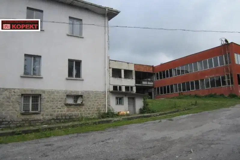 Промишлена сграда в Монтана, с. Спанчевци