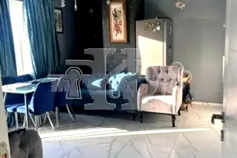 Тристаен апартамент в Кайсиева ина