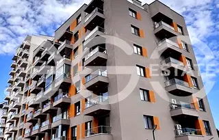 Тристаен апартамент в Кайсиева ина