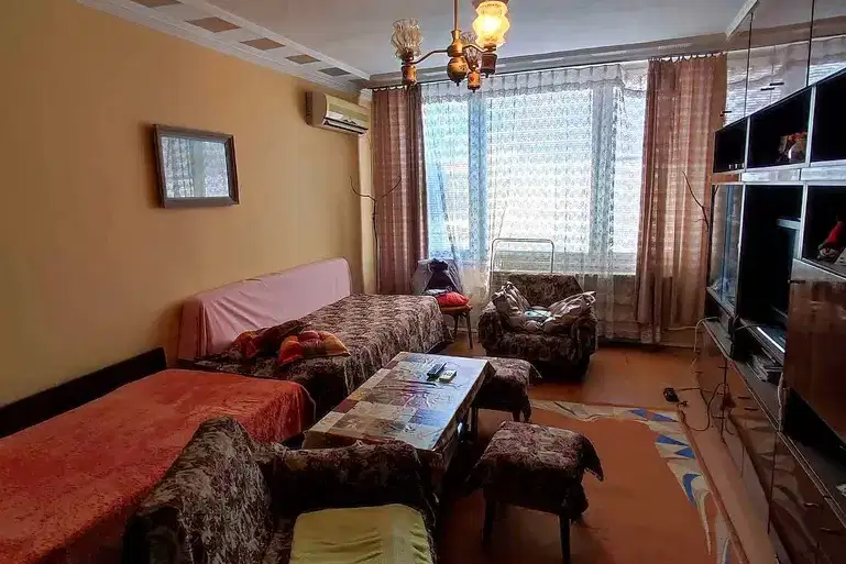 3-bedroom apartment in Shumen, Centyr